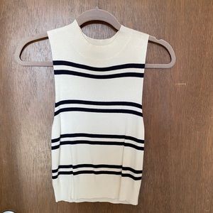 Sleeveless turtleneck sweater